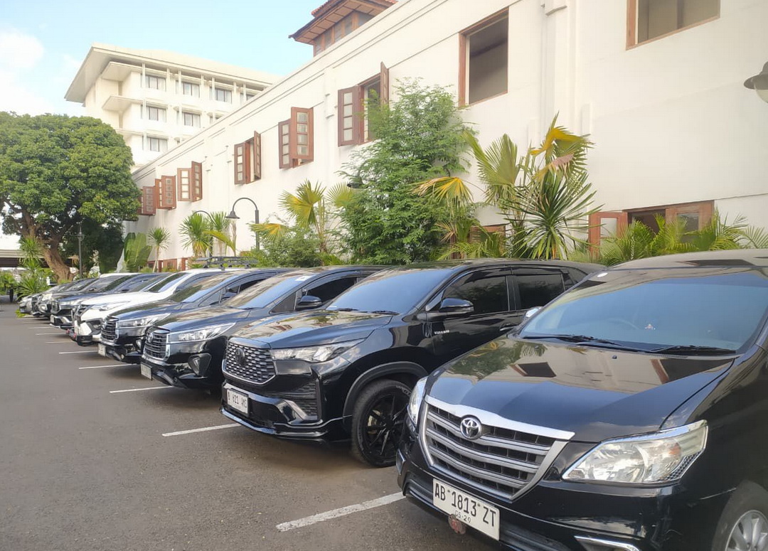 Rekomendasi Sewa Mobil Jogja Terpercaya | Rental Mobil Terbaik dengan Sopir Profesional - Malioboro Tour Transport