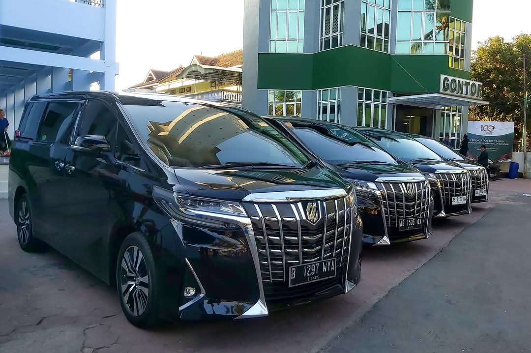 Sewa Alphard Jogja 2026 | Rental Alphard Luxury dengan Sopir Profesional