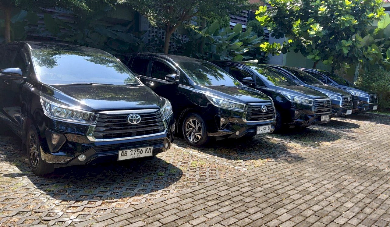 Sewa Mobil Jogja Dengan Sopir Terbaik 2026 | Harga Murah & Driver Profesional